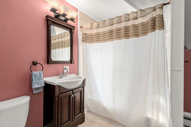 39 Fountain St, Braintree, MA 02184