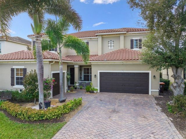 5555 53rd Avenue, Vero Beach, FL 32967