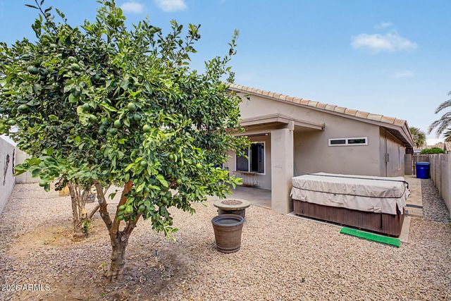 17470 N RAINDANCE Road, Surprise, AZ 85374