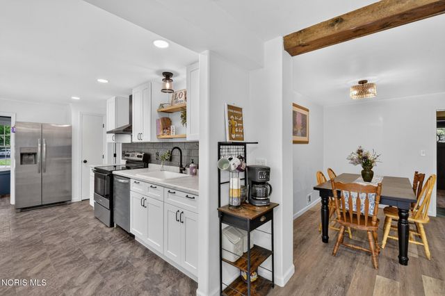 1518 Eastgate Road, Toledo, OH 43614