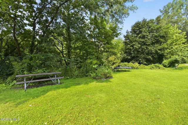 1518 Eastgate Road, Toledo, OH 43614