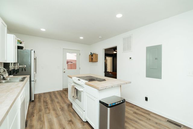 1956 West Atlantic Street, Springfield, MO 65803