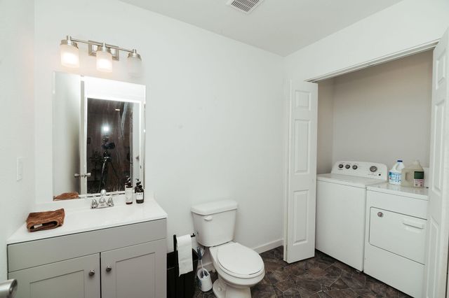 1956 West Atlantic Street, Springfield, MO 65803