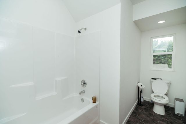 1956 West Atlantic Street, Springfield, MO 65803