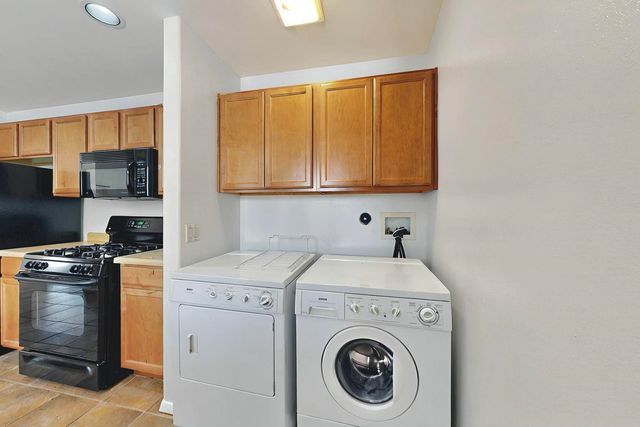 814 Camino De Monte Rey 301, Santa Fe, NM 87505