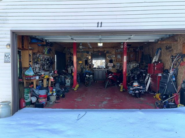 11 Rolf Ave, Chicopee, MA 01020