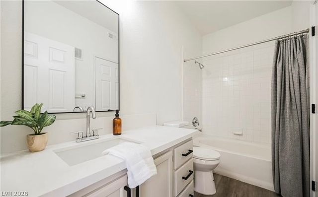 1300 South Arlington Street 204, Las Vegas, NV 89104