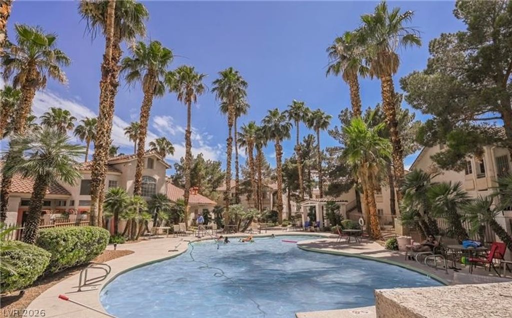1300 South Arlington Street 204, Las Vegas, NV 89104