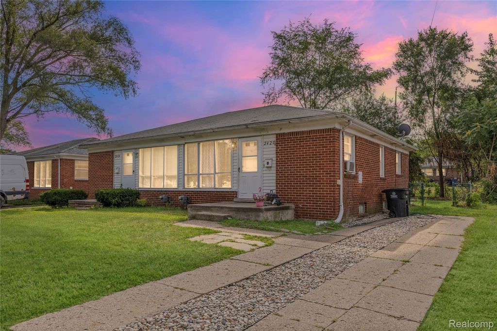 2420 Ackley Avenue, Westland, MI 48186