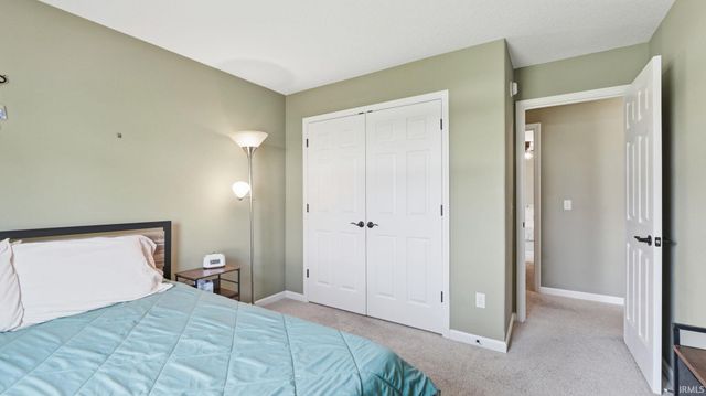 1920 Black Bear Drive, Fort Wayne, IN 46808