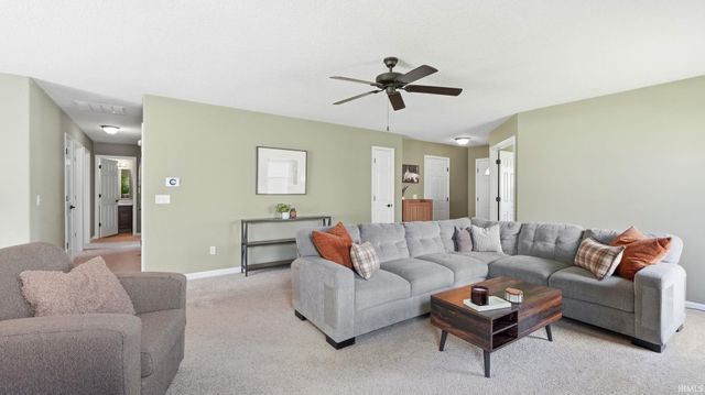1920 Black Bear Drive, Fort Wayne, IN 46808