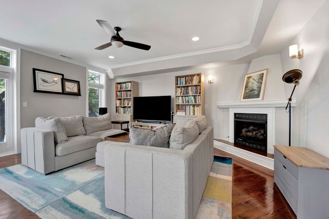 5006 N WESTERN Avenue 2, Chicago, IL 60625