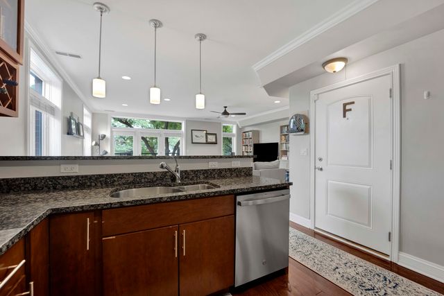 5006 N WESTERN Avenue 2, Chicago, IL 60625