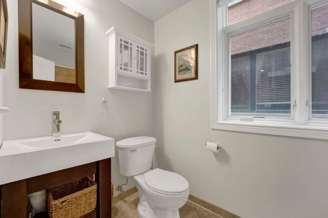 5006 N WESTERN Avenue 2, Chicago, IL 60625