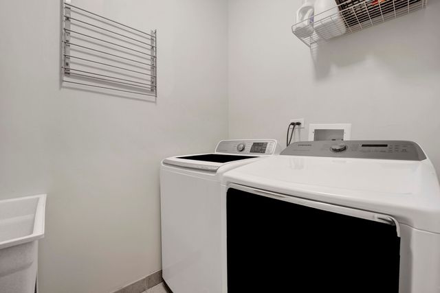5006 N WESTERN Avenue 2, Chicago, IL 60625