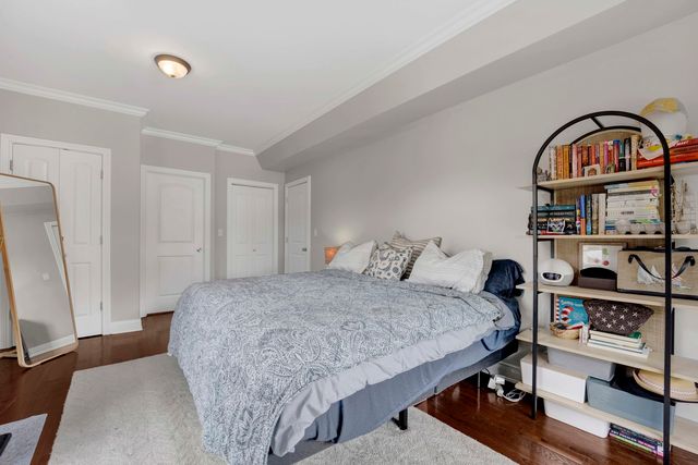 5006 N WESTERN Avenue 2, Chicago, IL 60625