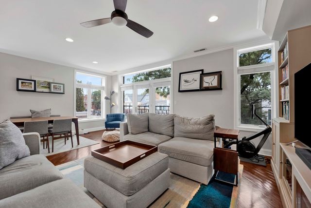 5006 N WESTERN Avenue 2, Chicago, IL 60625