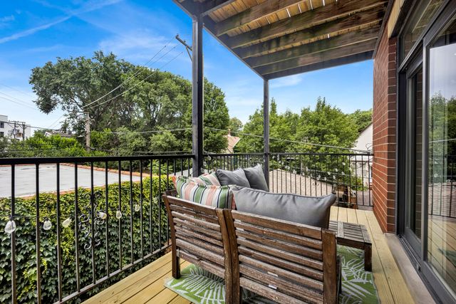 5006 N WESTERN Avenue 2, Chicago, IL 60625