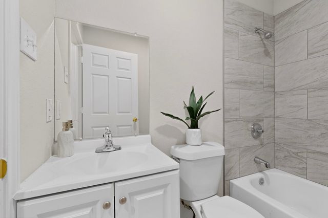 3047 Marjorie Avenue, Dallas, TX 75216
