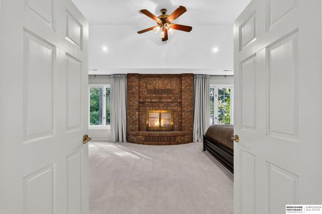 1110 S 112th Plaza, Omaha, NE 68144