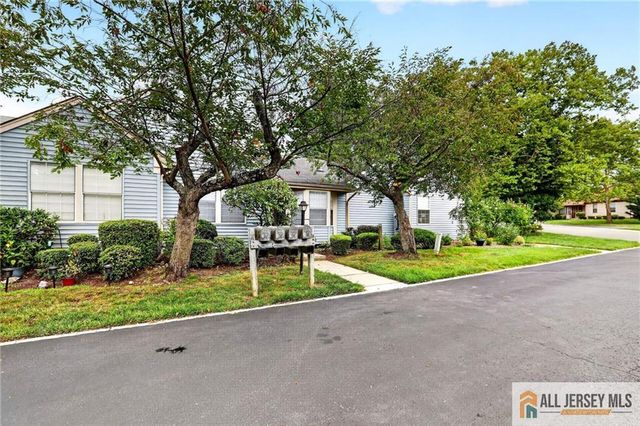 4 James Madison Court B, Monroe, NJ 08831