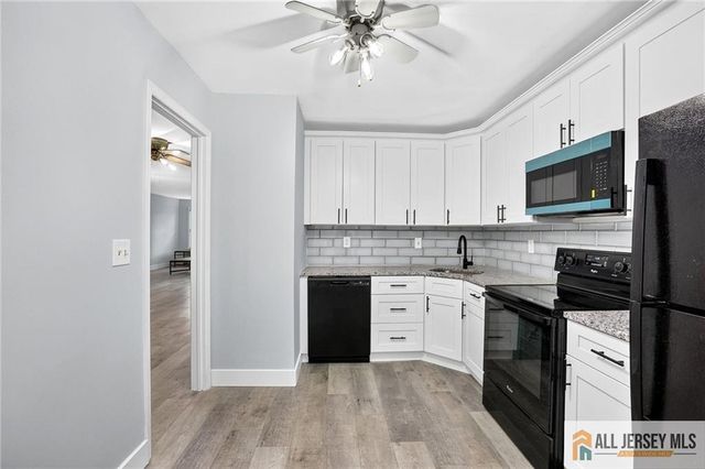 4 James Madison Court B, Monroe, NJ 08831