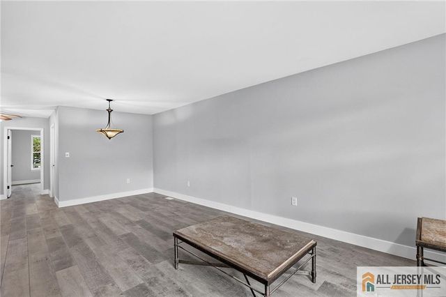 4 James Madison Court B, Monroe, NJ 08831