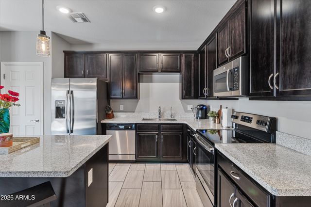 4079 W WINSTON Drive, Laveen, AZ 85339