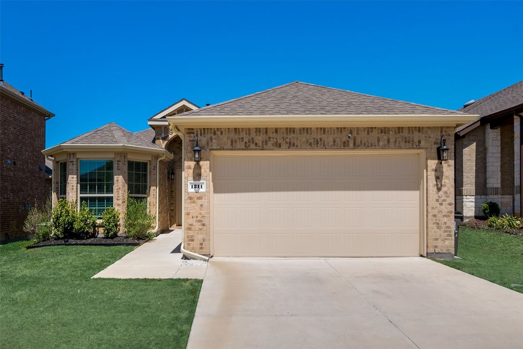 1211 Freestone Drive, Melissa, TX 75454
