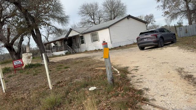 1427 Black Powder, San Antonio, TX 78264