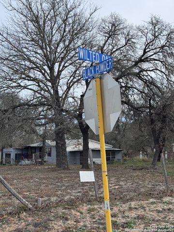 1427 Black Powder, San Antonio, TX 78264