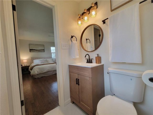 10413 E 65th Street, Raytown, MO 64133