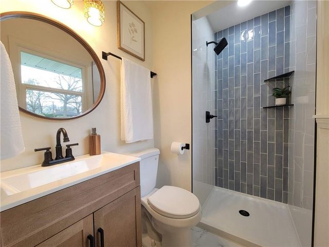 10413 E 65th Street, Raytown, MO 64133