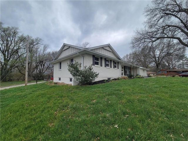 10413 E 65th Street, Raytown, MO 64133