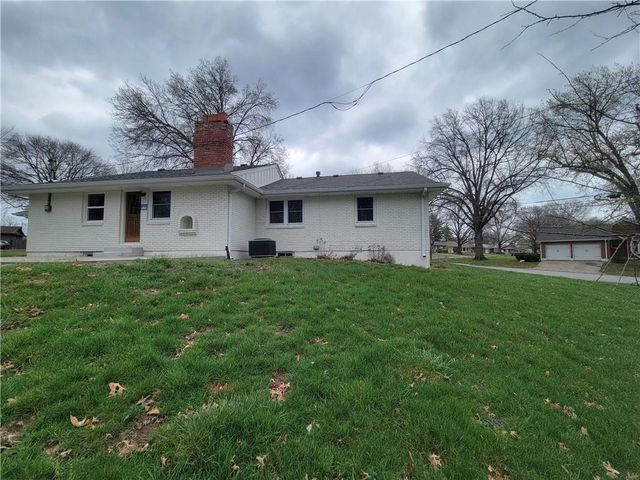 10413 E 65th Street, Raytown, MO 64133