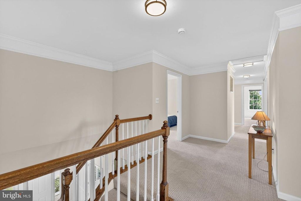 Image 27 of property listing at 3303 LYNCREST CT, Burtonsville, MD 20866