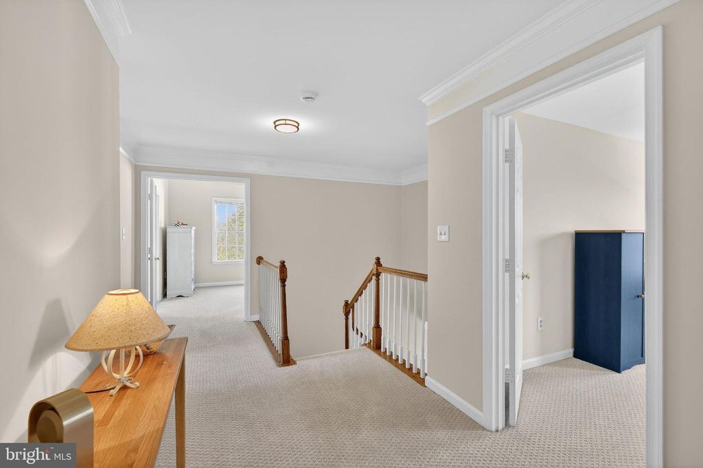 Image 28 of property listing at 3303 LYNCREST CT, Burtonsville, MD 20866