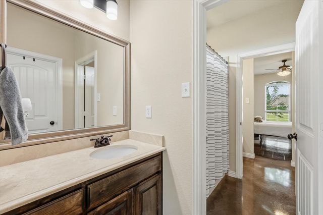 7030 Brooke Boulevard, Midlothian, TX 76065