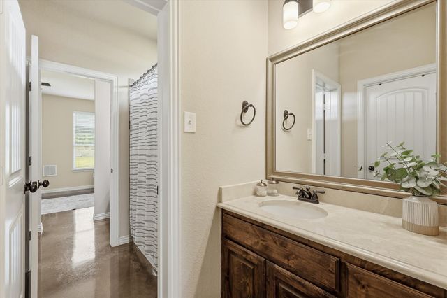 7030 Brooke Boulevard, Midlothian, TX 76065