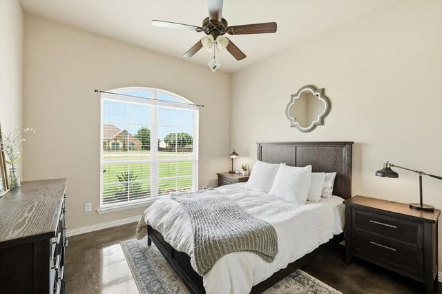 7030 Brooke Boulevard, Midlothian, TX 76065