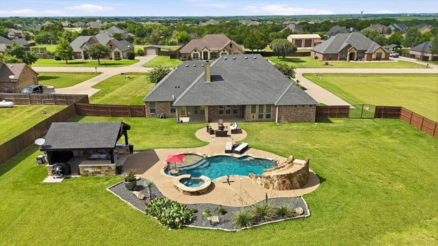 7030 Brooke Boulevard, Midlothian, TX 76065