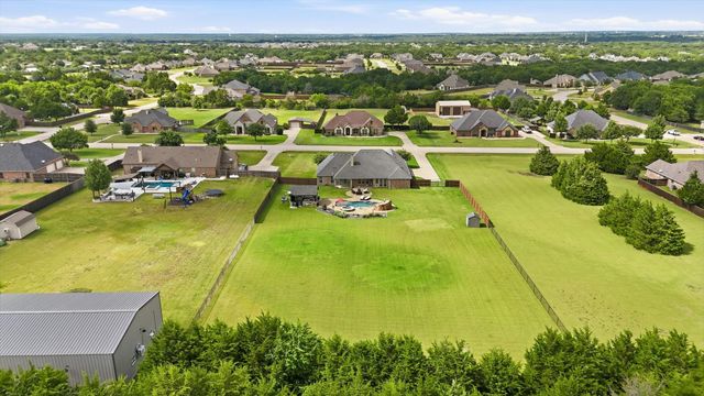 7030 Brooke Boulevard, Midlothian, TX 76065