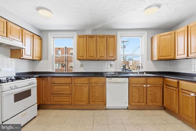 6266 MARSDEN ST, Philadelphia, PA 19135