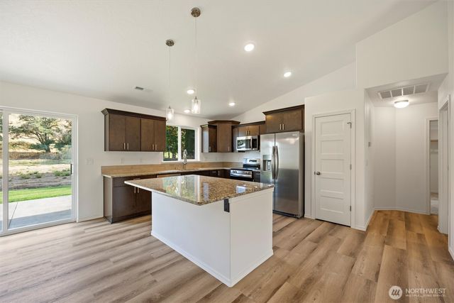 1507 S 5th Street, Dayton, WA 99328