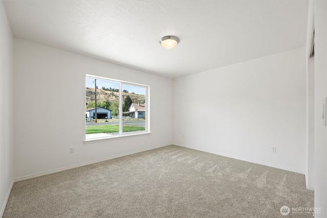 1507 S 5th Street, Dayton, WA 99328