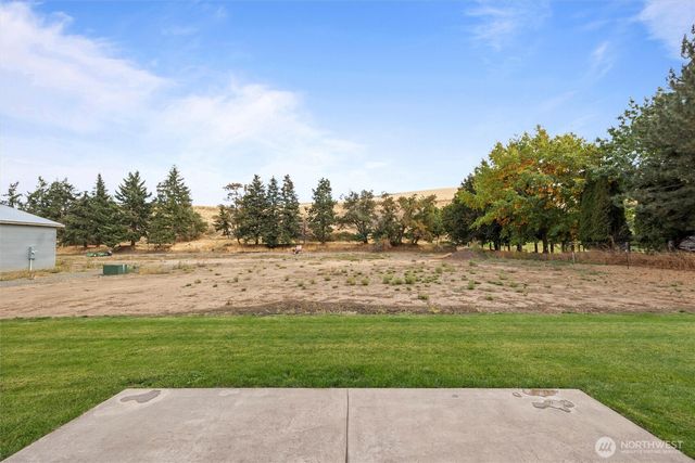 1507 S 5th Street, Dayton, WA 99328