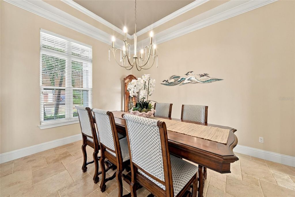 Image 12 of property listing at 613 REGATTA WAY, Bradenton, FL 34208