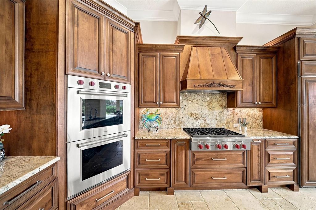 Image 17 of property listing at 613 REGATTA WAY, Bradenton, FL 34208