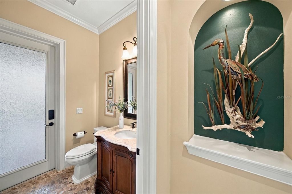 Image 24 of property listing at 613 REGATTA WAY, Bradenton, FL 34208