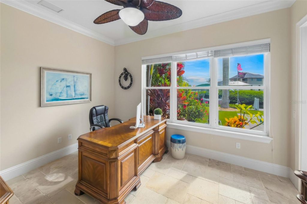 Image 26 of property listing at 613 REGATTA WAY, Bradenton, FL 34208